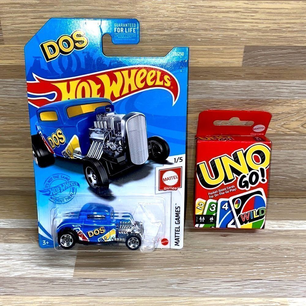 Uno game cards and Hot wheels dos die cast metal cars collectible hot wheels car